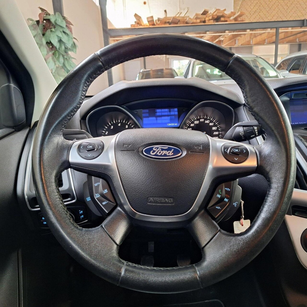 Ford Focus - 1.0 EcoBoost 6 maanden garantie - AutoWereld.nl