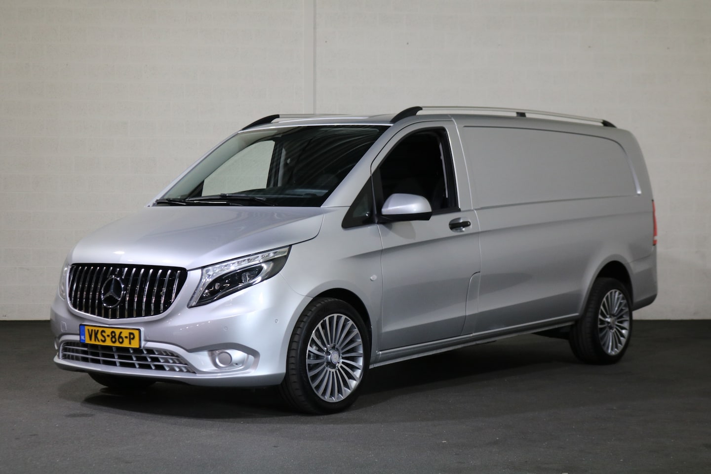 Mercedes-Benz Vito - 119 CDI XL Automaat Airco Navigatie Trekhaak Led - AutoWereld.nl