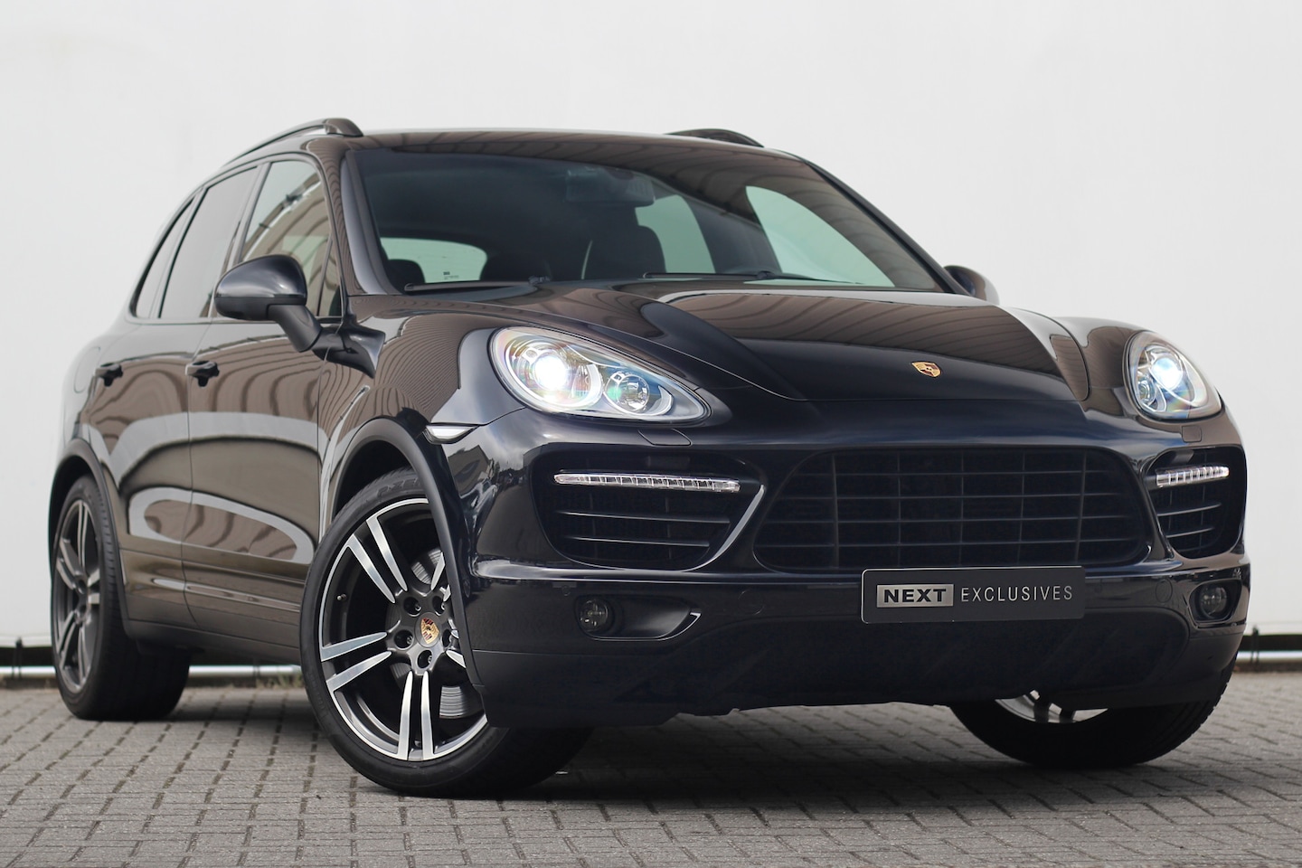 Porsche Cayenne - 4.8 Turbo | Pano | BTW | Nieuwstaat | Carplay - AutoWereld.nl