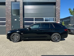BMW 5-serie Touring - 530e xDrive Business Edition Plus Laser/Harman-Kardon/Leder/Cam