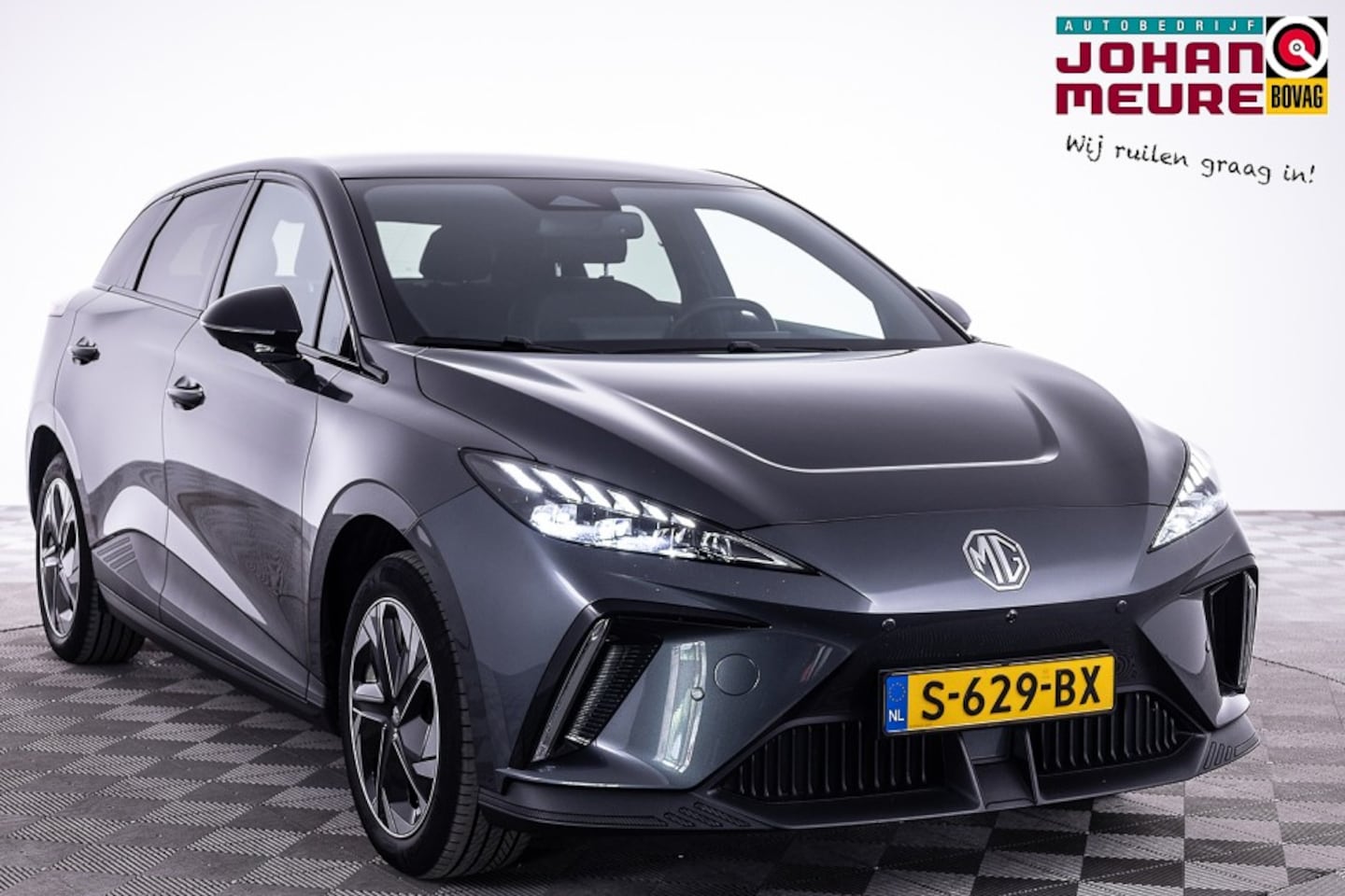 MG MG4 Electric - Luxury 64 kWh | Full LED | Half LEDER | CARPLAY ✅ 1e Eigenaar *2e Pinksterdag OPEN v.a 11u - AutoWereld.nl