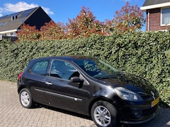 Renault Clio - 1.2-16V Authentique