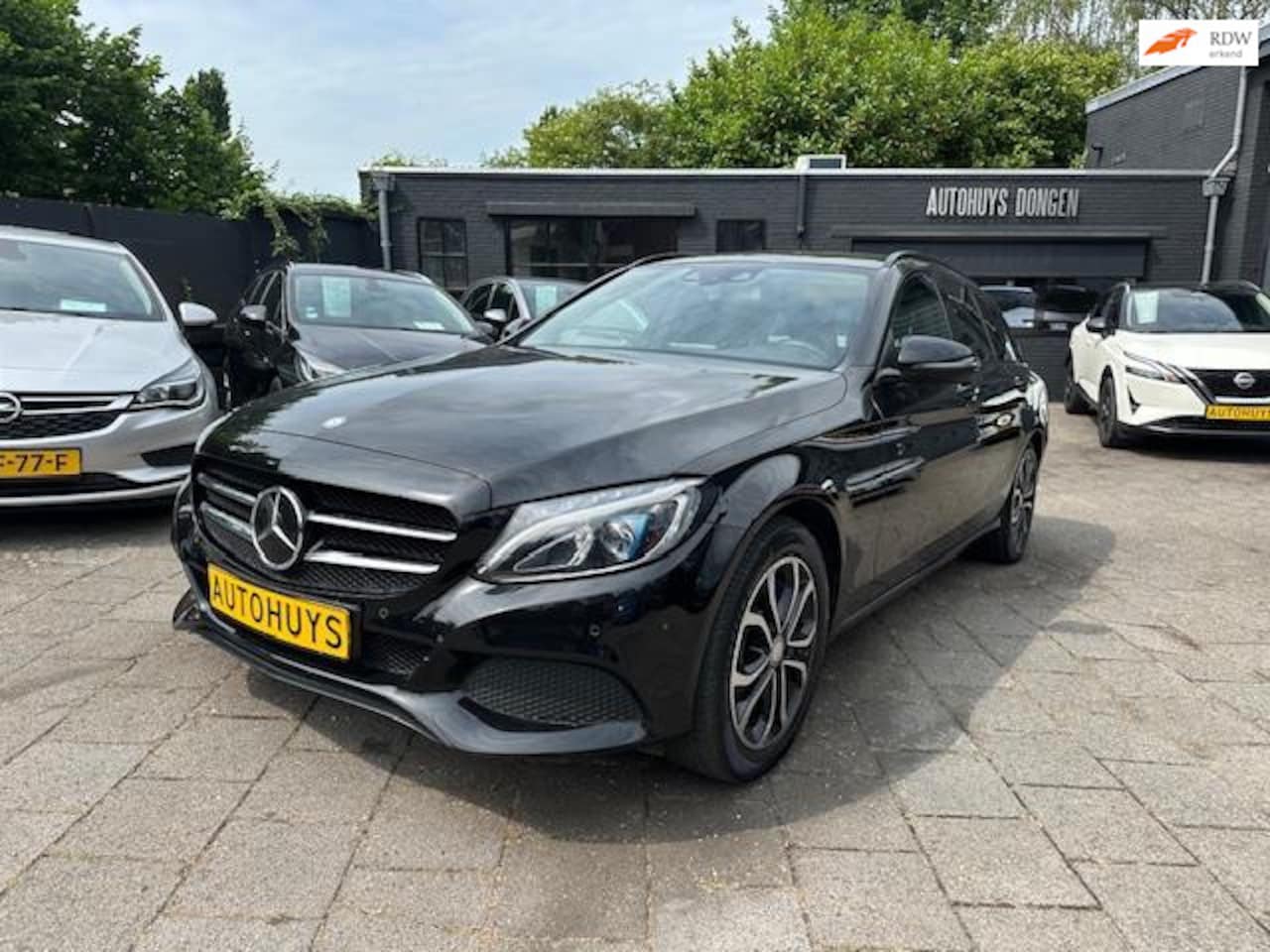 Mercedes-Benz C-klasse Estate - 350 e (279pk!!) Estate! Burmester! Navi! - AutoWereld.nl