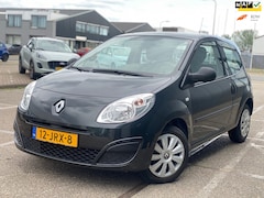 Renault Twingo - 1.2 Authentique/ nap/ 2e EIG/ dealeonderhouden/ 1jaar apk/ airco/ EL-ramen/ zeer nette aut
