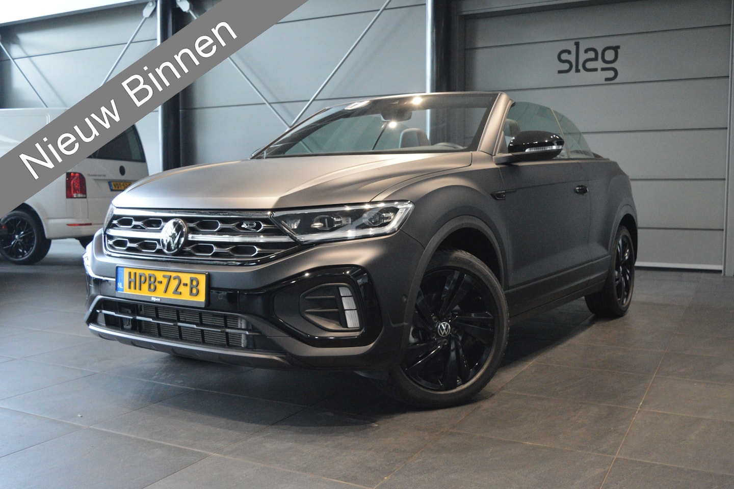 Volkswagen T-Roc Cabrio - 1.5 TSI 3X R-Line Edition Grey leer camera trekhaak !! - AutoWereld.nl
