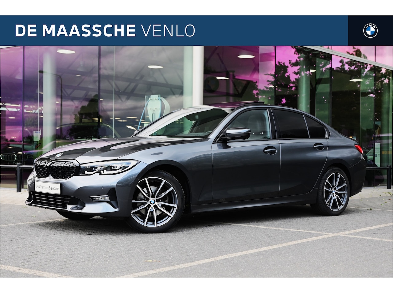 BMW 3-serie - 320i High Executive Automaat / Schuif-kanteldak / Sportstoelen / Achteruitrijcamera / Park - AutoWereld.nl