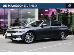 BMW 3-serie - 320i High Executive Automaat / Schuif-kanteldak / Sportstoelen / Achteruitrijcamera / Park
