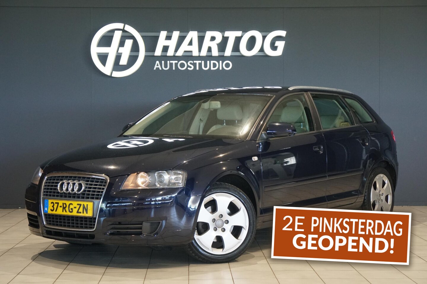 Audi A3 Sportback - 2.0 FSI Ambiente AUT. + LEDER / TREKHAAK - AutoWereld.nl