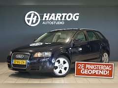 Audi A3 Sportback - 2.0 FSI Ambiente AUT. + LEDER / TREKHAAK