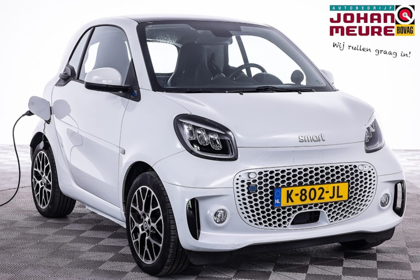 Smart Fortwo - EQ Comfort PLUS 18 kWh | LEDER | NAVI | ECC | PANORAMADAK *2e Pinksterdag OPEN v.a 11u tot - AutoWereld.nl