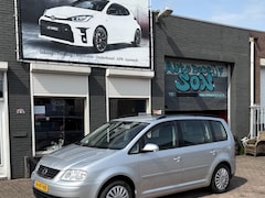 Volkswagen Touran - 1.6-16V FSI Trendline EXPORT