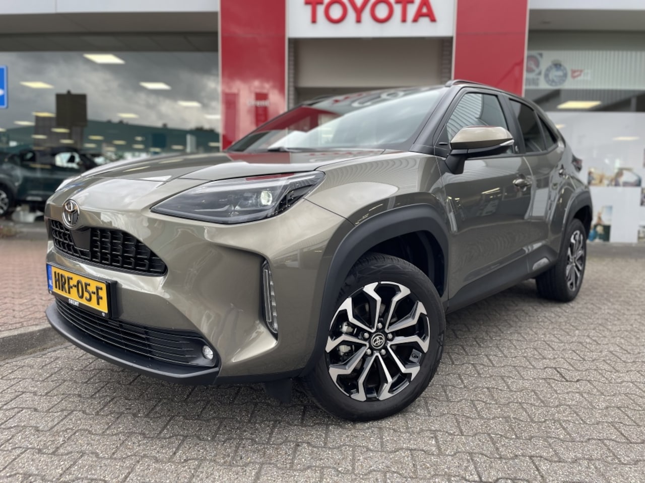 Toyota Yaris Cross - 1.5 Hybrid 130 Dynamic | Navi | Keyless Entry & Start | Stoelver - AutoWereld.nl