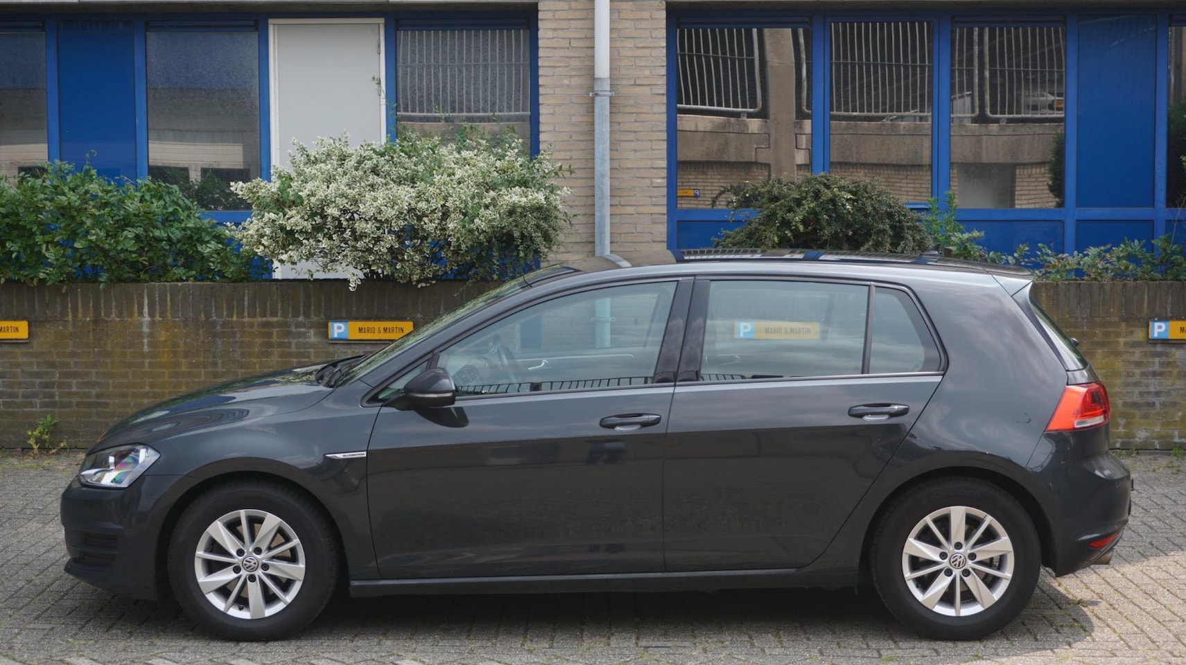 Volkswagen Golf - 1.6 TDI Comfortline BlueMotion 1.6 TDI Comfortline BlueMotion - AutoWereld.nl