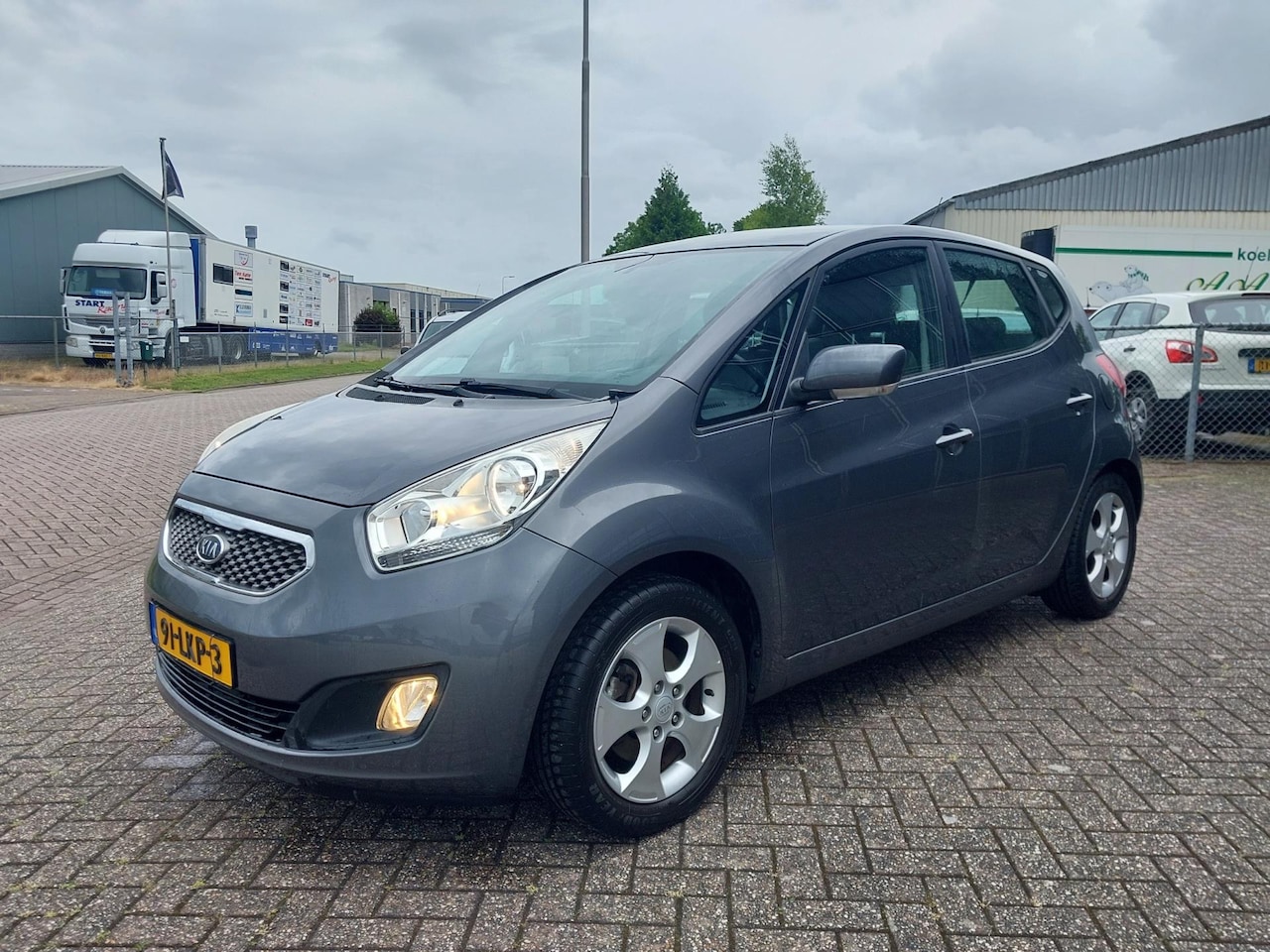 Kia Venga - 1.4 CVVT X-ecutive !! KIJK FOTO"S !! - AutoWereld.nl