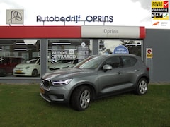 Volvo XC40 - 2.0 T4 Momentum AUTOMAAT. NL-Auto, Trekhaak enz