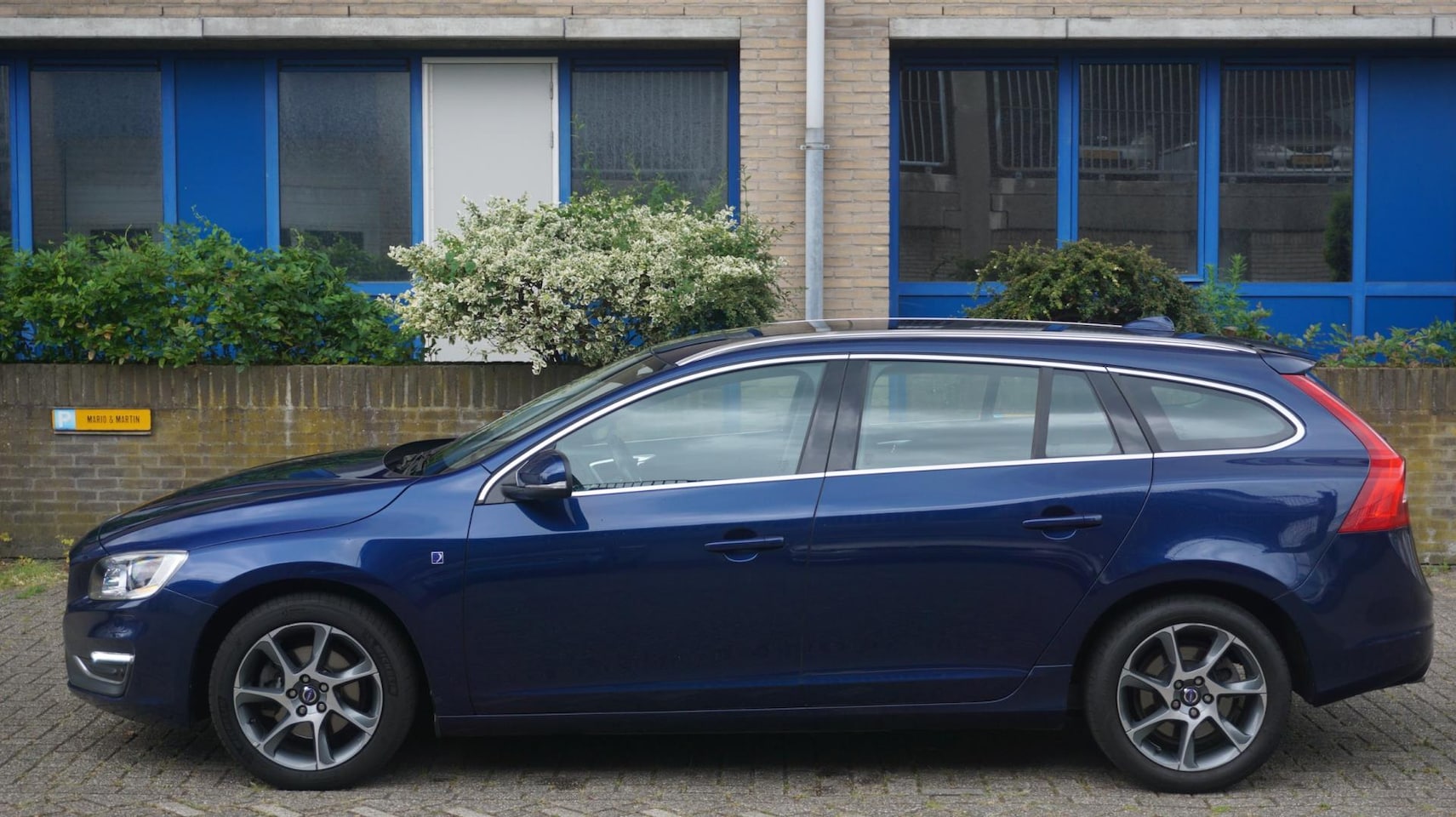 Volvo V60 - 2.0 D4 Ocean Race 2.0 D4 180PK Ocean Race - AutoWereld.nl