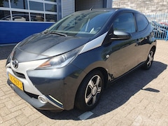 Toyota Aygo - AUTOMAAT Cabrio top 1.0 VVT-i x-clusiv