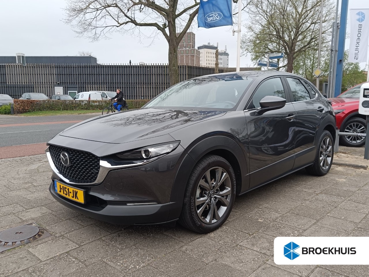Mazda CX-30 - 2.0 e-SkyActiv-X M Hybrid Comfort | Camera | Adaptive Cruise | Trekhaak | Stoelverwarming - AutoWereld.nl
