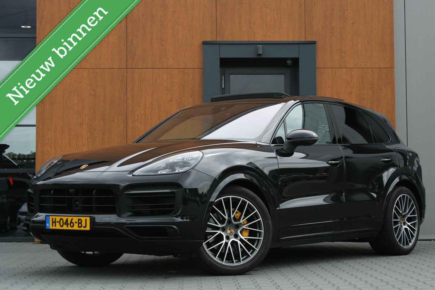 Porsche Cayenne - 3.0 E-Hybrid | Massage| 4-Wiel best. | Softclose - AutoWereld.nl