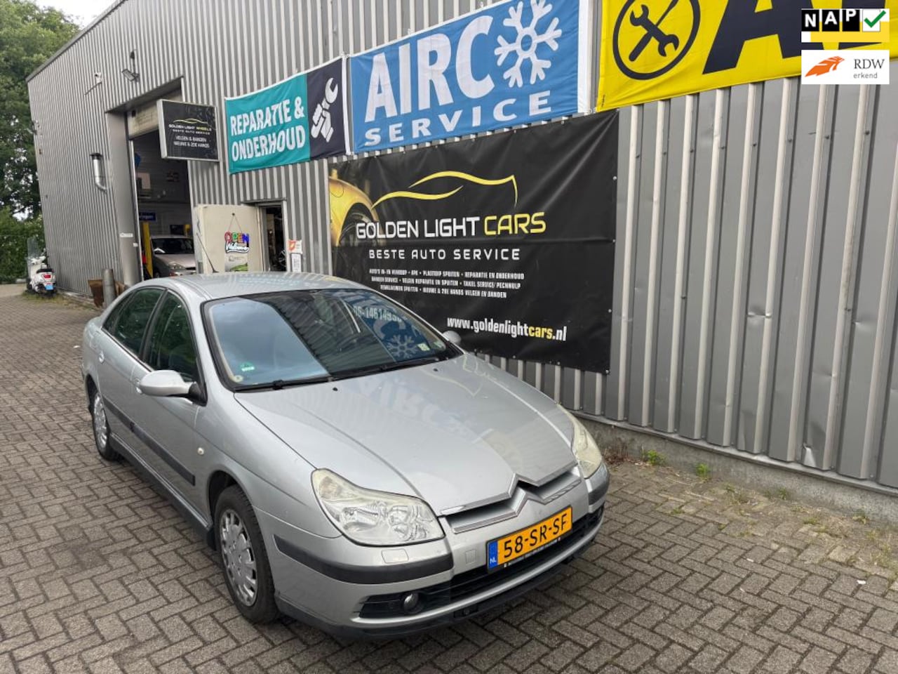 Citroën C5 - 2.0-16V Ligne Prestige NIEUWE APK Trekhaak - AutoWereld.nl