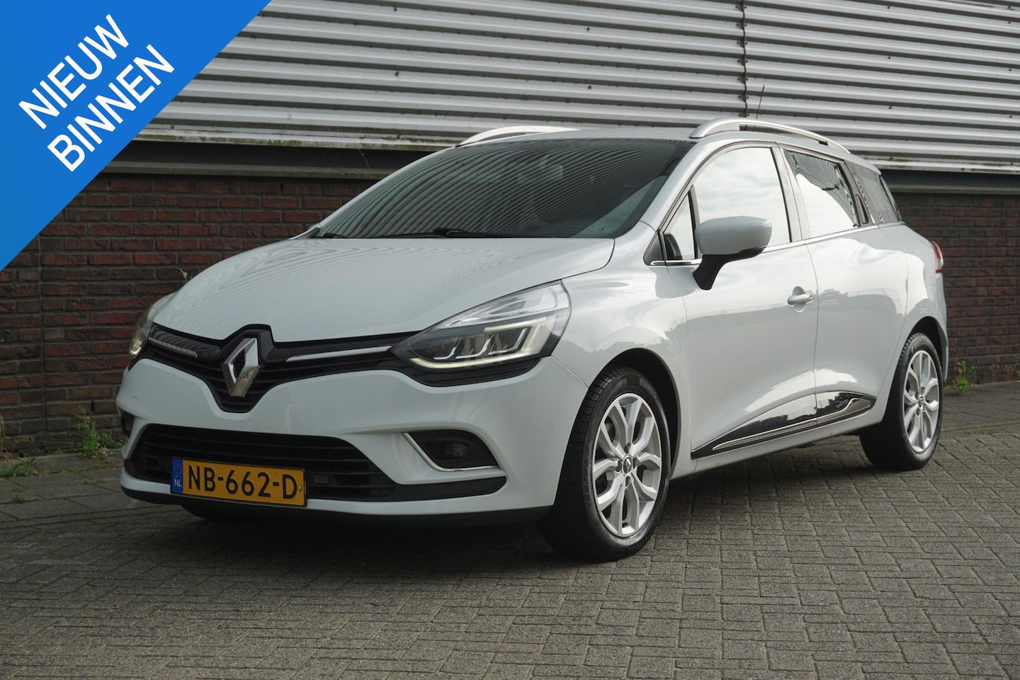 Renault Clio Estate - 0.9 TCe 90PK Intens/Camera/Dealer onderhouden /2e Eigenaar - AutoWereld.nl