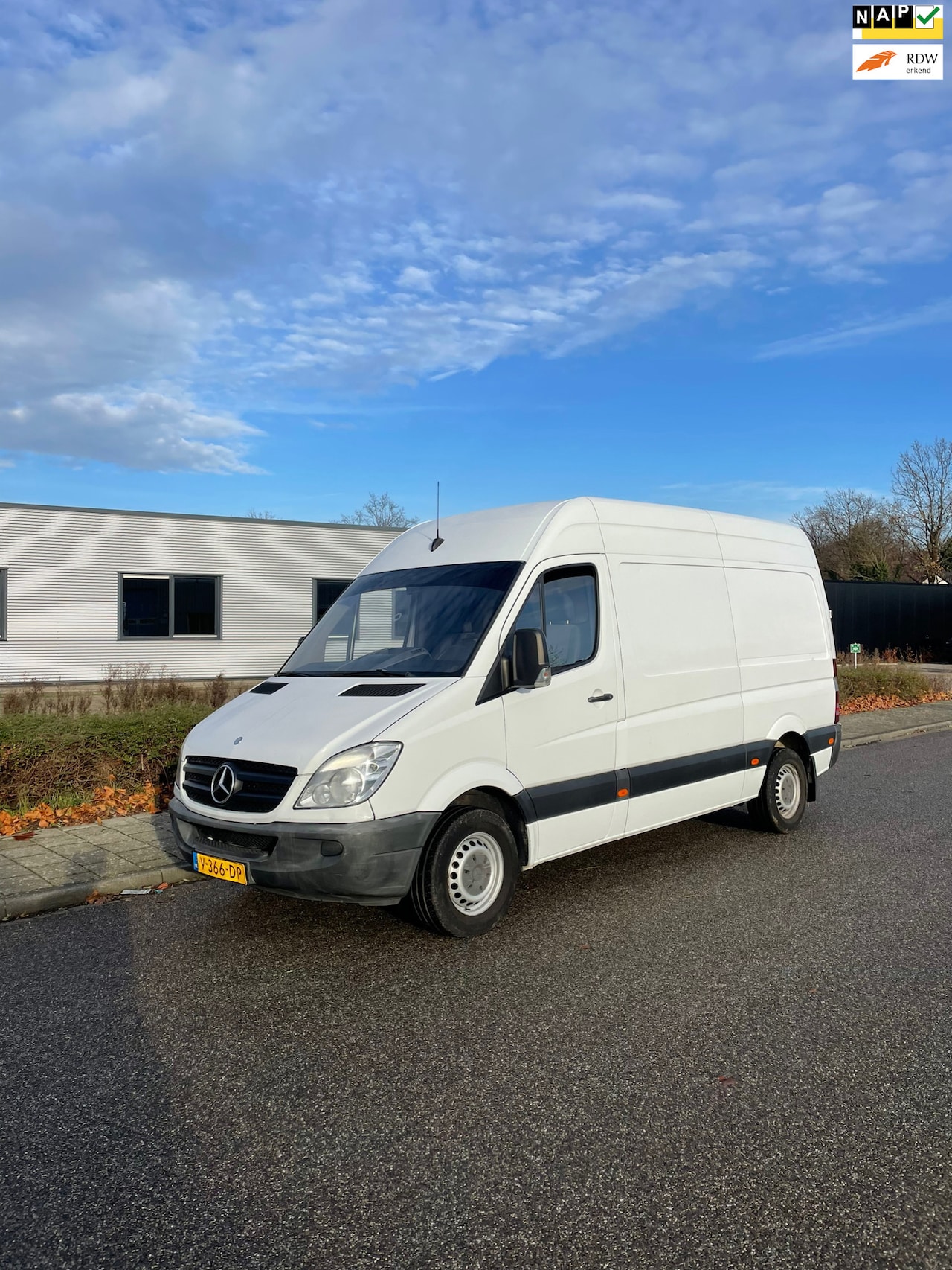 Mercedes-Benz Sprinter - 310 2.2 CDI 366 Functional L2/ H2 - AutoWereld.nl