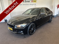 BMW 3-serie - 320i Executive Automaat | Cruise control | Nederlands geleverd | Navigatie | Adaptieve rij