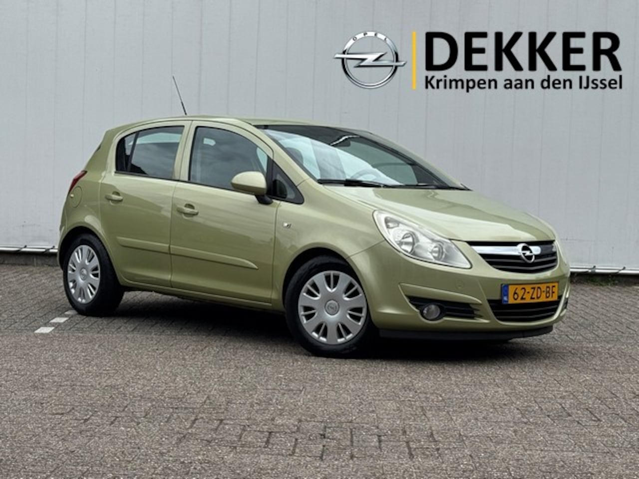 Opel Corsa - 1.4 Enjoy met Airco, Trekhaak, Dealer onderhouden! - AutoWereld.nl