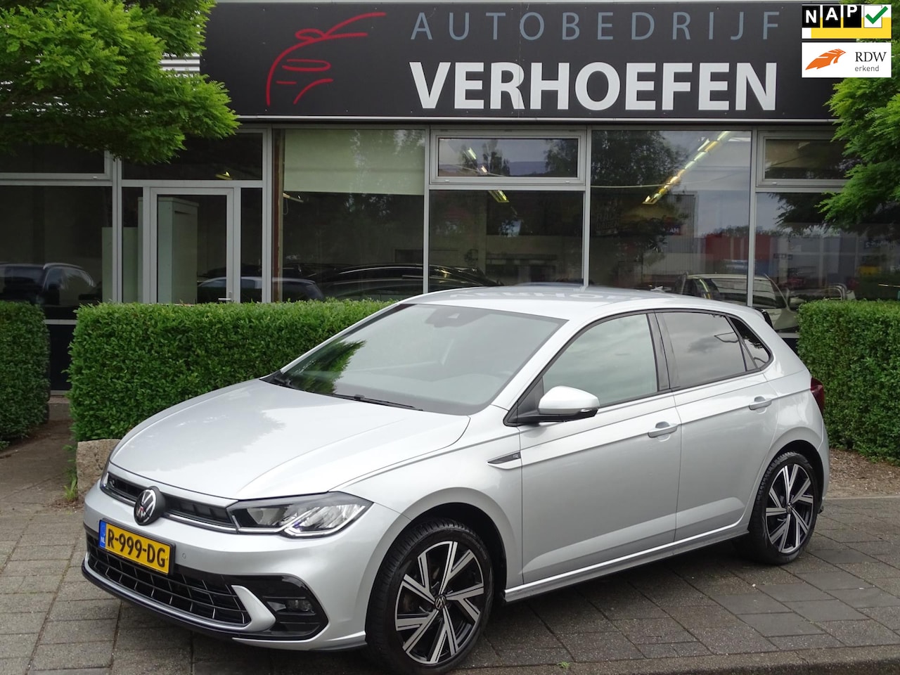 Volkswagen Polo - 1.0 TSI R-LINE - VIRTUAL COCKPIT - LANE / DIST CONTROL - APPLE CARPLAY - ACC - CRUISE / CL - AutoWereld.nl