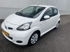 Toyota Aygo - 1.0-12V Comfort Airco nieuwe Koppeling en APK nieuw
