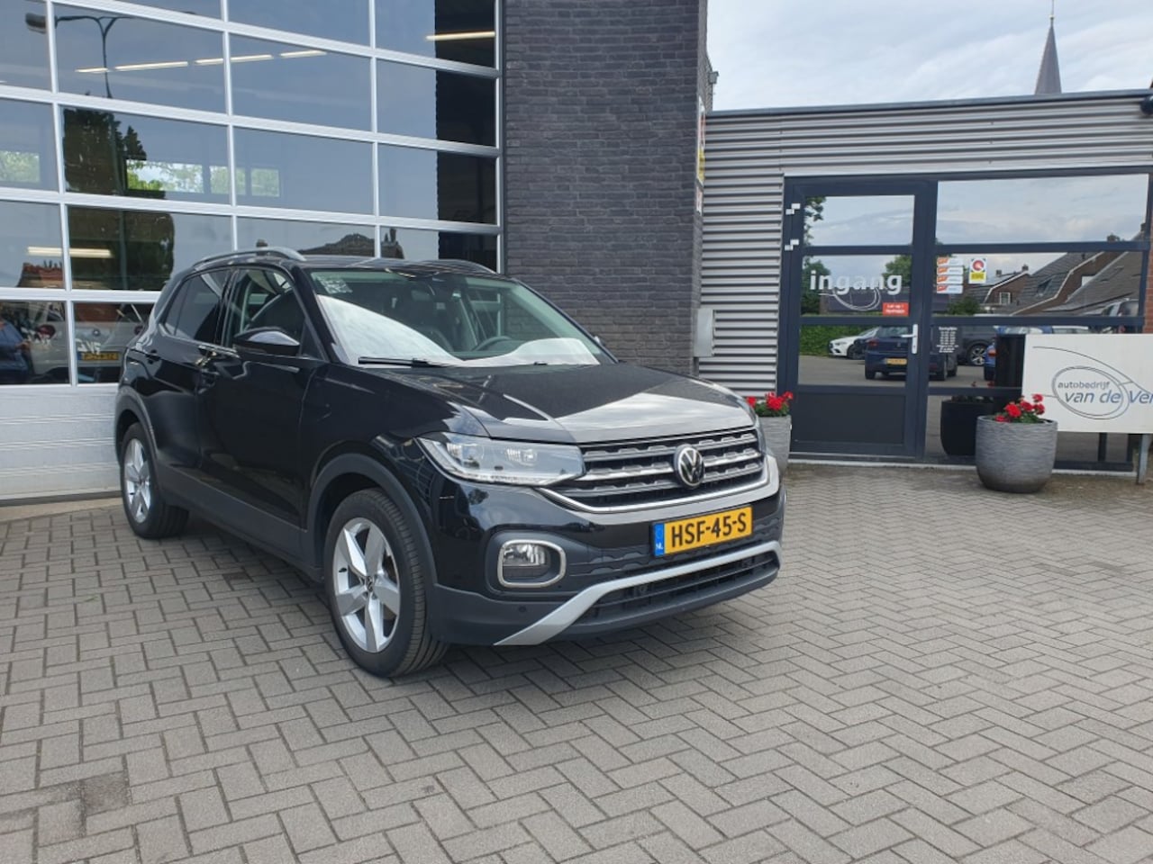 Volkswagen T-Cross - 1.5 TSI 150PK DSG Style, app connect, navi, adaptive cruise, clima, virtual cockpit, camer - AutoWereld.nl