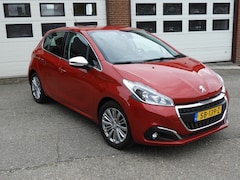 Peugeot 208 - 1.2 PureTech Blue Lease Executive P.D.C. navi camera