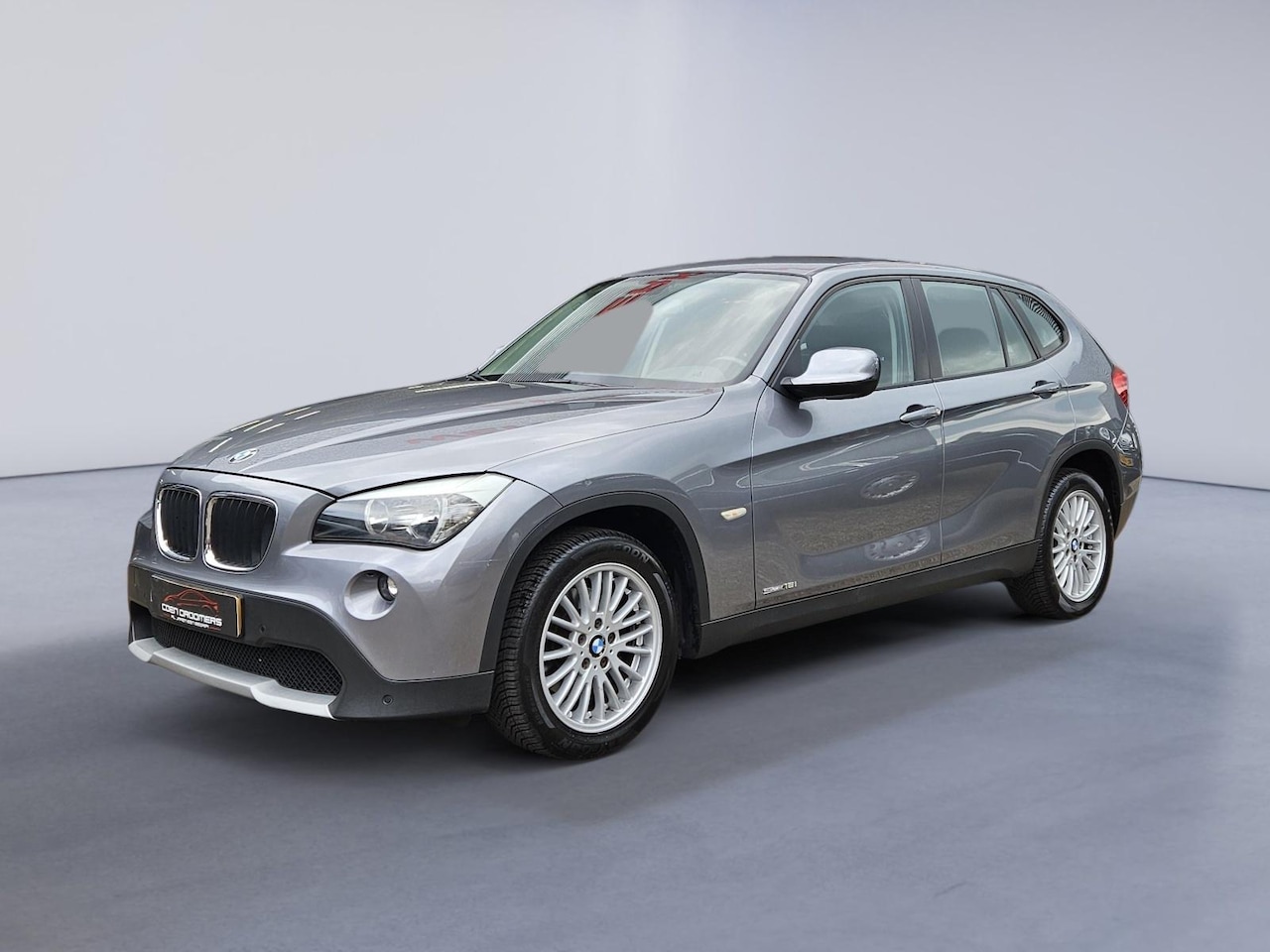 BMW X1 - sDrive18i /Apple Carplay/Airco/Parkeersens.V+A/Elektrische ramen V+A(MET GARANTIE*) - AutoWereld.nl