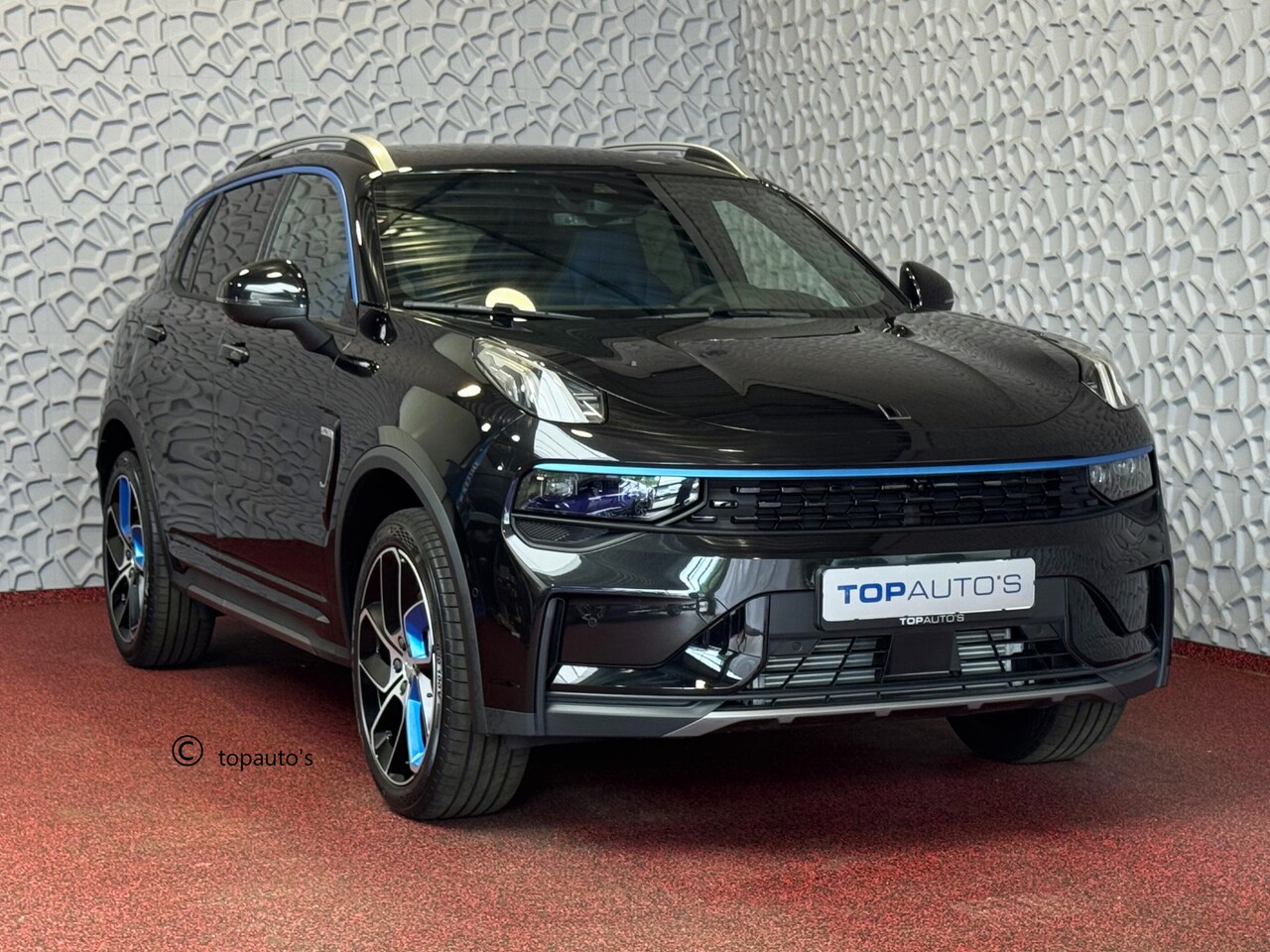 Lynk & Co 01 - 1.5 261 PK STUUR/STOEL VERW. ZWARTE HEMEL 360CAM 4 JAAR GARANTIE PHEV Plug-in Hybrid - AutoWereld.nl