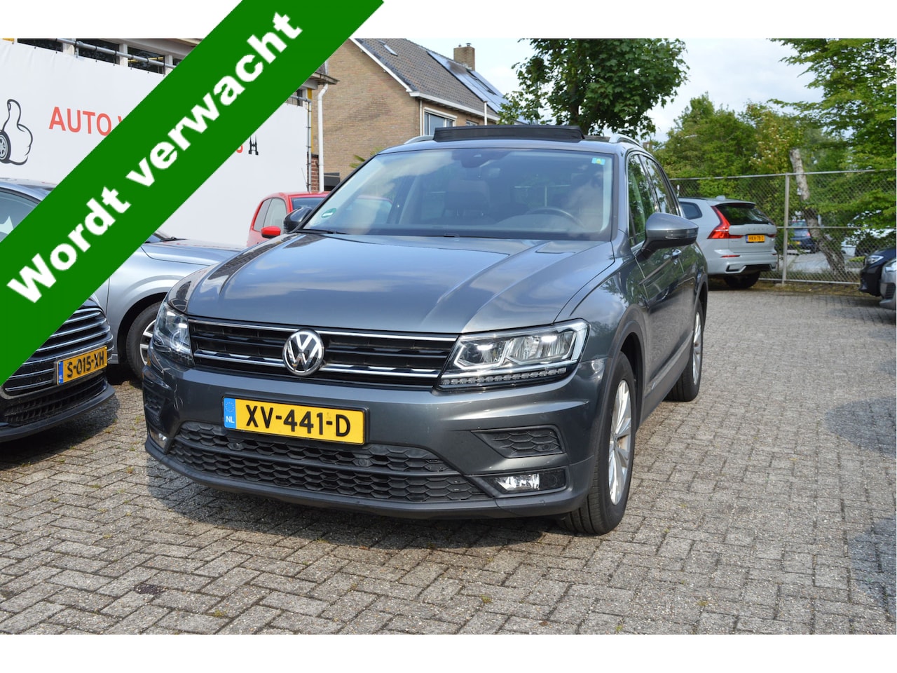 Volkswagen Tiguan - 1.5 TSI Comf. Busn. Nap / Panorama dak / Led kopl. / Addapt.cruise - AutoWereld.nl