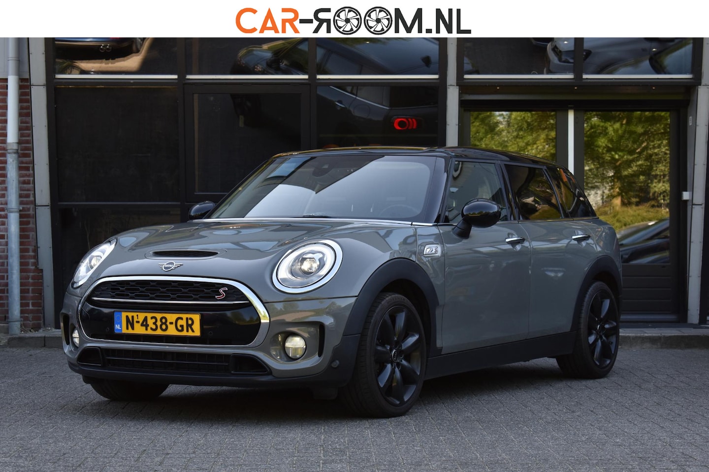 MINI Clubman - Mini 2.0 Cooper S Chili Serious Business AUT Carplay Cruise Stoelvw - AutoWereld.nl