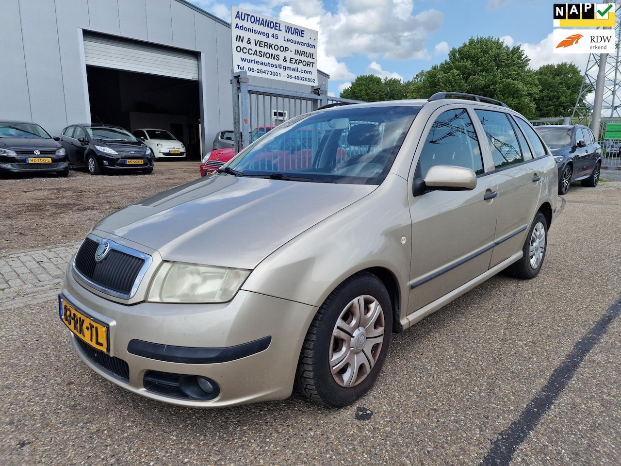 Skoda Fabia Combi - 1.2-12V Elegance/Apk 26-02-2026 - AutoWereld.nl