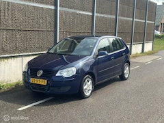 Volkswagen Polo - 1.4-16V NAP/LAGEKM/AIRCO