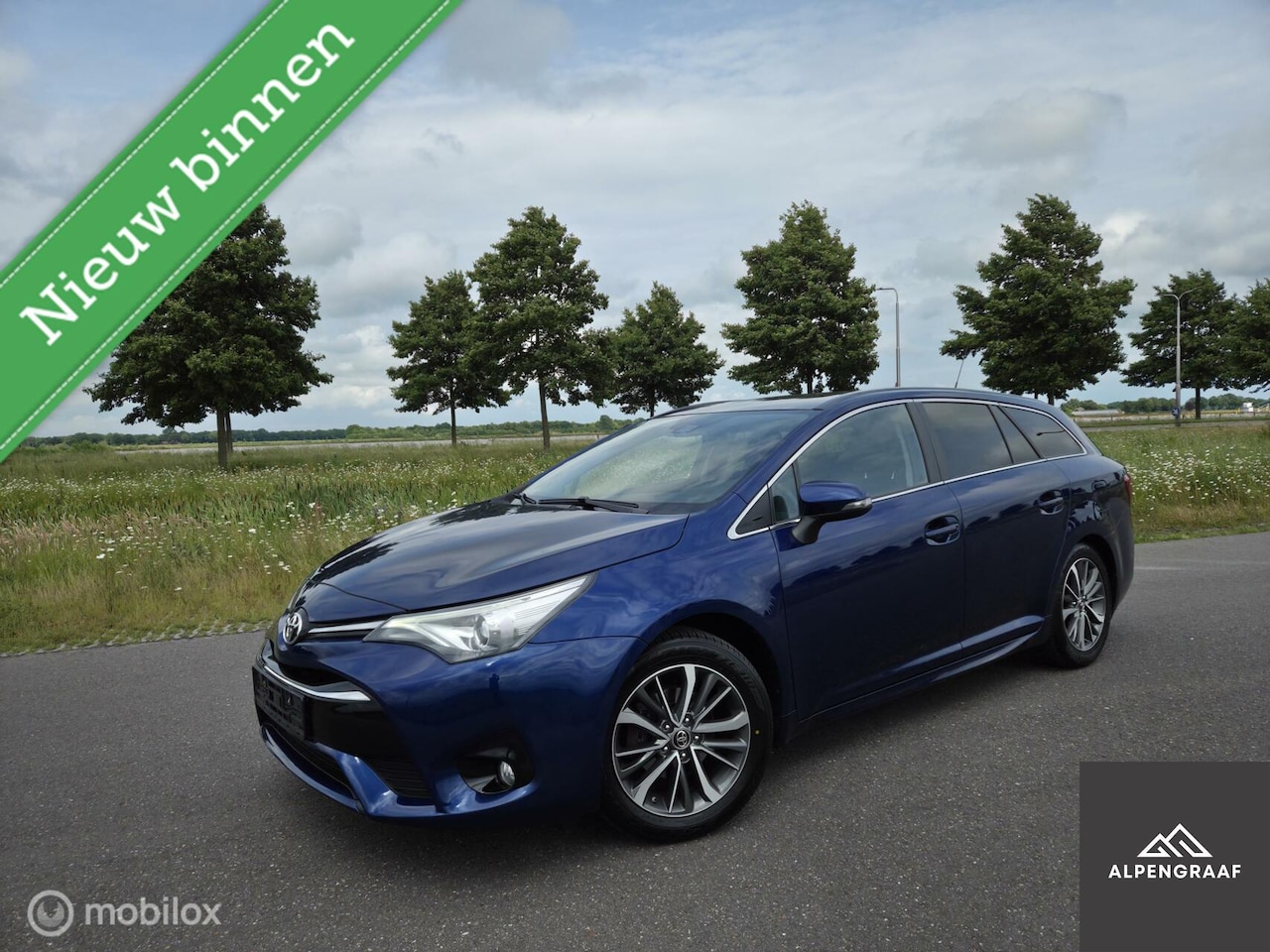 Toyota Avensis Touring Sports - 1.8 VVT-i Executive Dealeronderhouden Pano|Camera|Stoelverwarming|Navi| - AutoWereld.nl