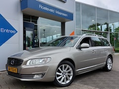 Volvo V70 - 2.0 T4 190pk Inscription Edition | 1ste Eigenaar+Origineel NL | Navi | Clima | Cruise | Bi