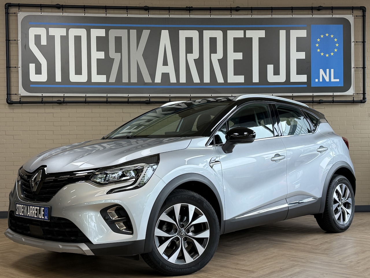 Renault Captur - 1.3 TCe 155Pk Intens | Groot Navi | ACC | Blindspot | Camera | 17" | PDC V+A 100% Dealer o - AutoWereld.nl