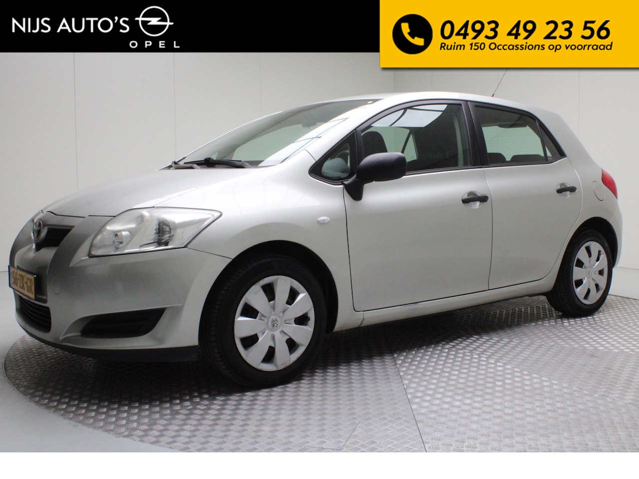Toyota Auris - 1.4-16V Terra | trekhaak | airco | radio cd | elektr. spiegels + 2x ramen - AutoWereld.nl