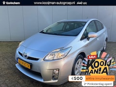 Toyota Prius - 1.8 Comfort | 1e Eigenaar | NIEUW Geleverd en Onderhouden | Head up Display | Climate Cont