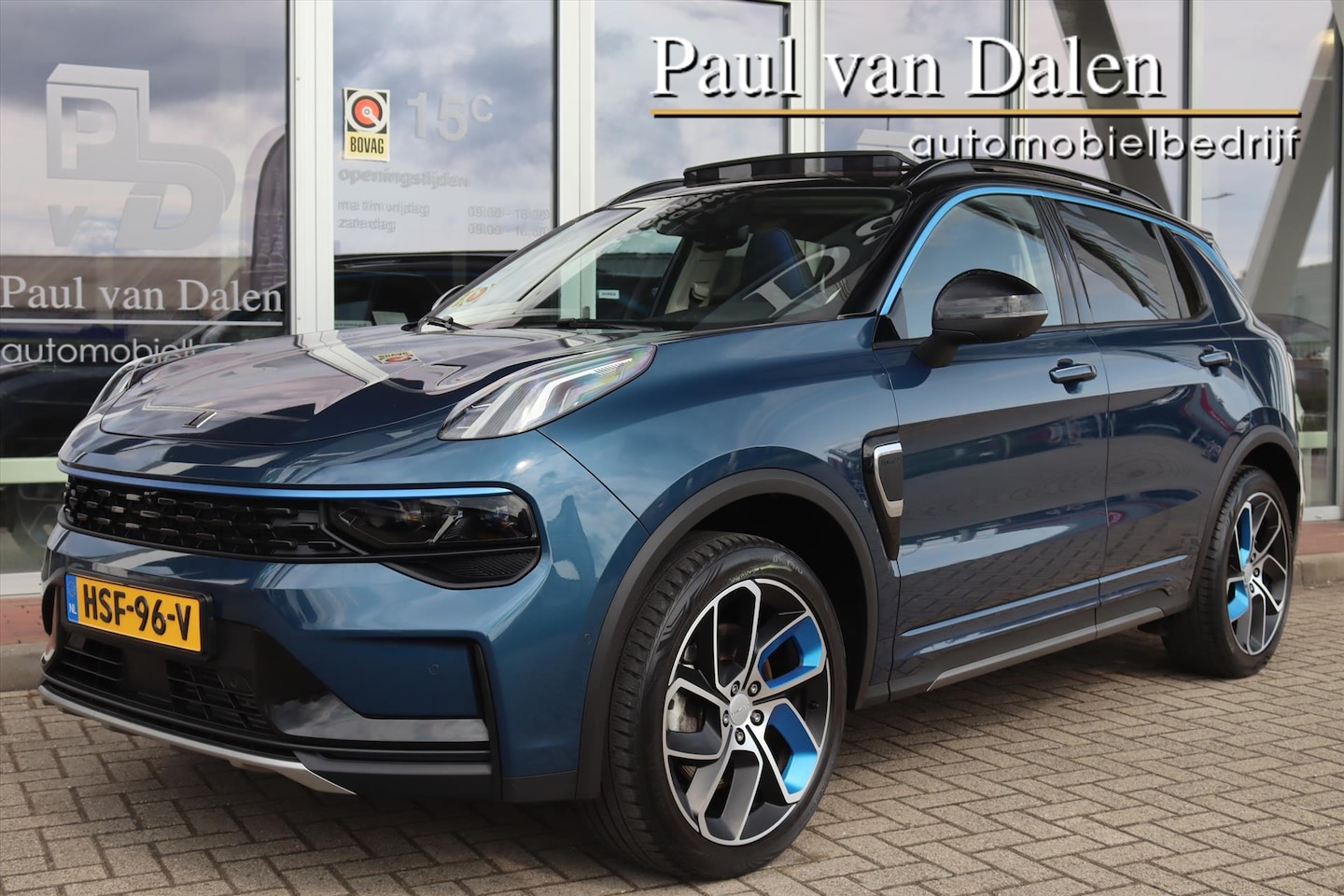 Lynk & Co 01 - 1.5T 261PK PHEV AUTOMAAT Panodak | Navi | Adapt.Cruise | Memory | Virtual Cockpit | 360 Ca - AutoWereld.nl