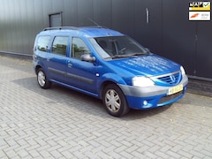 Dacia Logan MCV - 1.6-16V Lauréate 7 persoons uitvoering