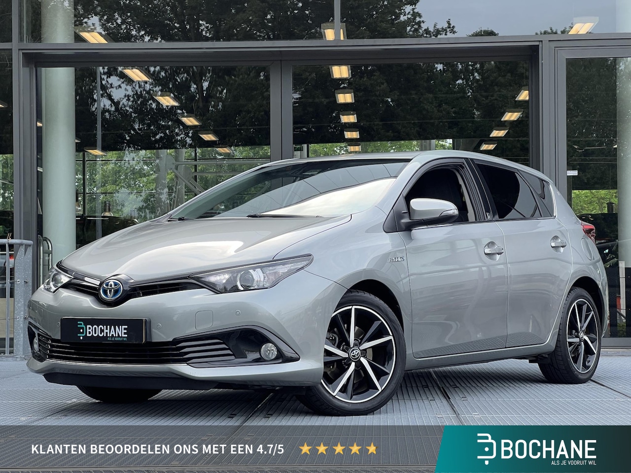 Toyota Auris - 1.8 Hybrid Black Edition | Navigatie | Cruise Control | Achteruitrijcamera | - AutoWereld.nl