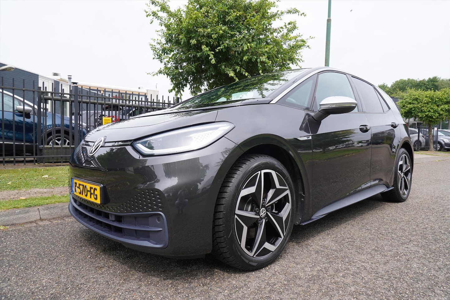 Volkswagen ID.3 - 58kWh 204pk 1ST Plus Navigatie Apple Carplay Xenon - AutoWereld.nl