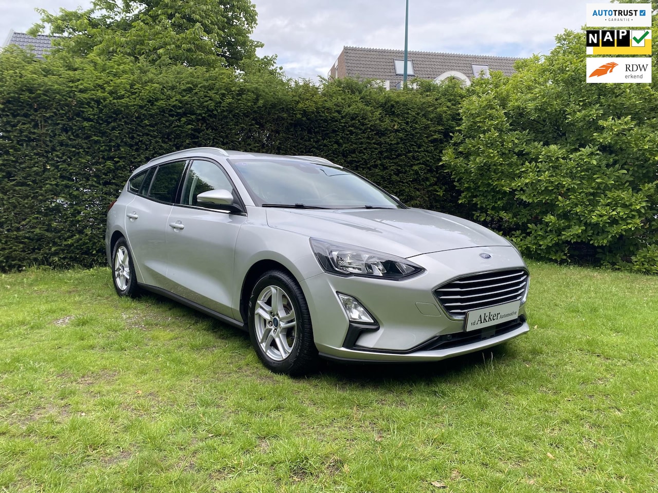 Ford Focus Wagon - 1.0 EcoBoost Trend Edition Business I NL/BTW I Apple Car Play I Camera I PDC - AutoWereld.nl