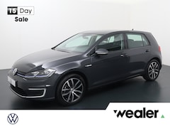 Volkswagen e-Golf - E-DITION | 136 PK | Navigatiesysteem | Achteruitrijcamera | Lichtmetalen velgen 17 "|