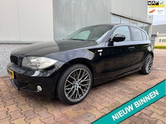 BMW 1-serie - 116i High Executive ( AIRCO + AUTOMAAT + NW APK )